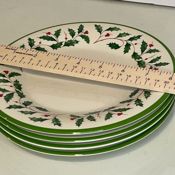 Lenox Holiday Melamine Accent Plates, Set of 4, 8 Inch, New - Picture 13 of 13